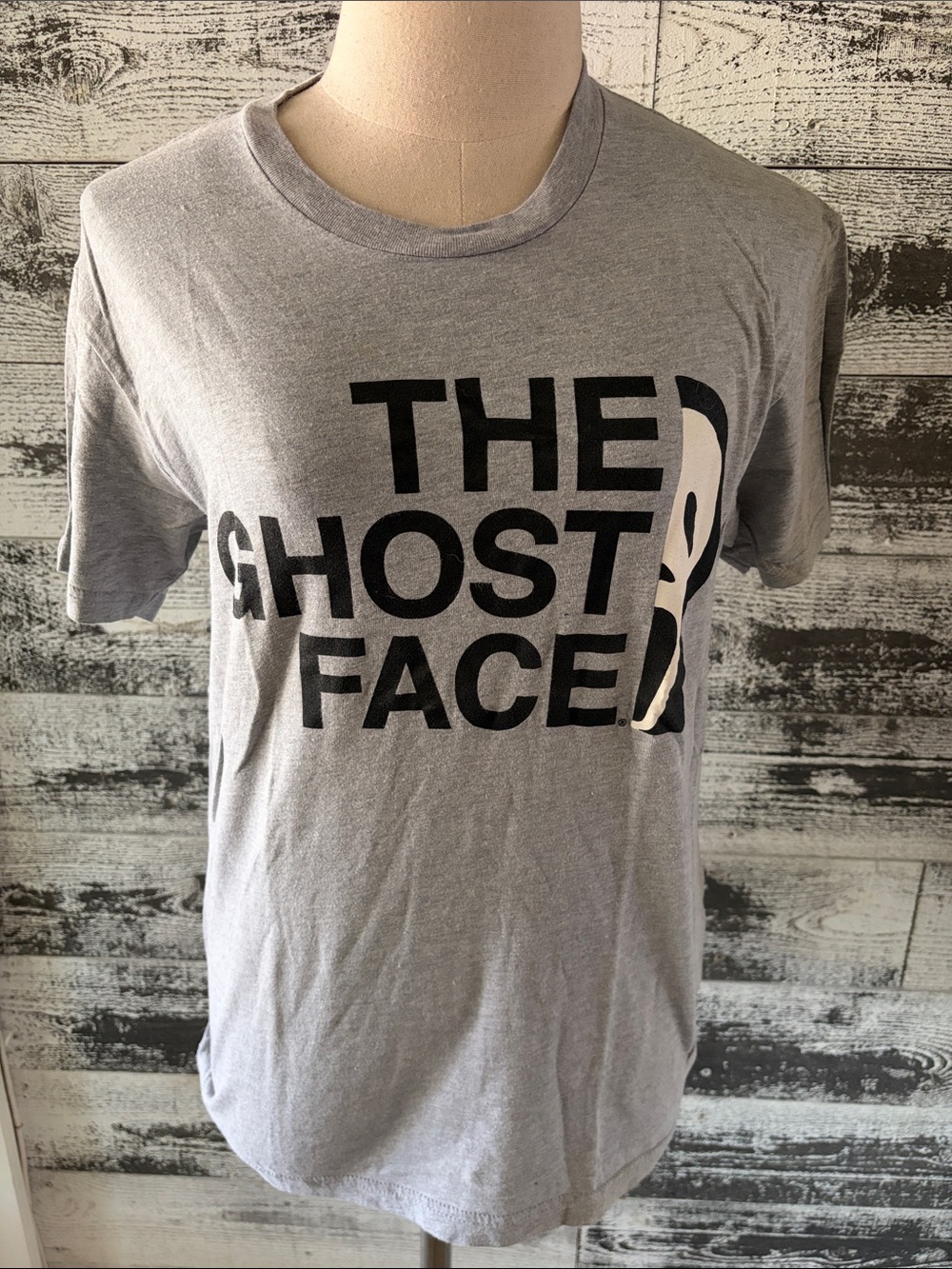The Ghost Face Graphic Tee - Gray